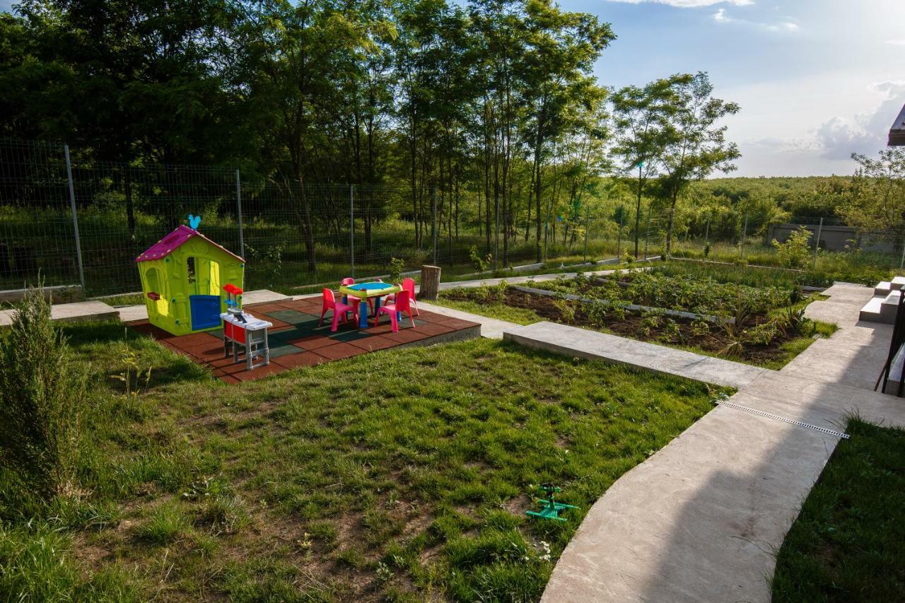 Pensiunea Agroturistica Valentino Costinesti Exterior photo